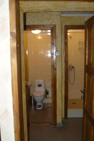 Гостевой дом Гостинец Яремче Стандартный трехместный номер-6